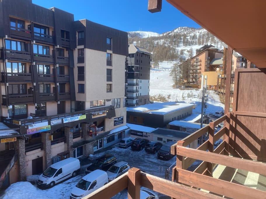 Apartment 1850 *